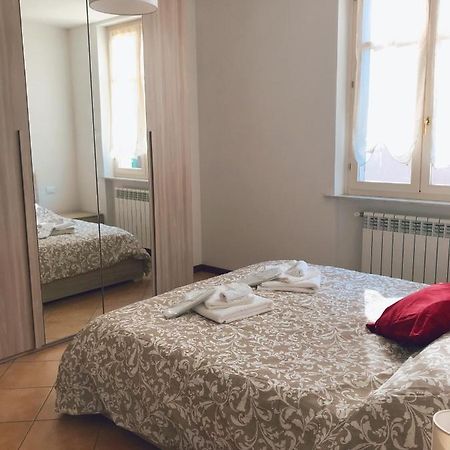 "Coccole Nel Borgo" 2Min To Outlet Apartment With Terrace セッラヴァッレ・スクリーヴィア エクステリア 写真