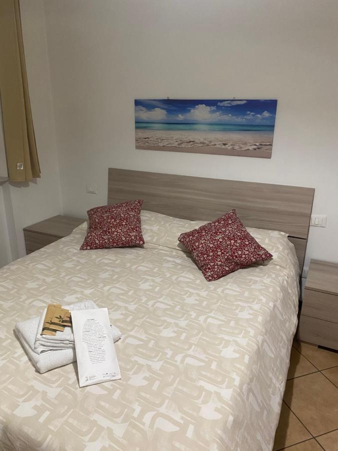 "Coccole Nel Borgo" 2Min To Outlet Apartment With Terrace セッラヴァッレ・スクリーヴィア エクステリア 写真